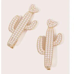 ⭐️❤️FREE Pearl Faux Plant Boho Peasant Hipster Hippie Art Cactus Deco Hair Clips